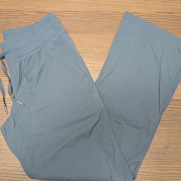 Lululemon Dance Studio Pants - Bundle (3) - Size 8 - Picture 3 of 8